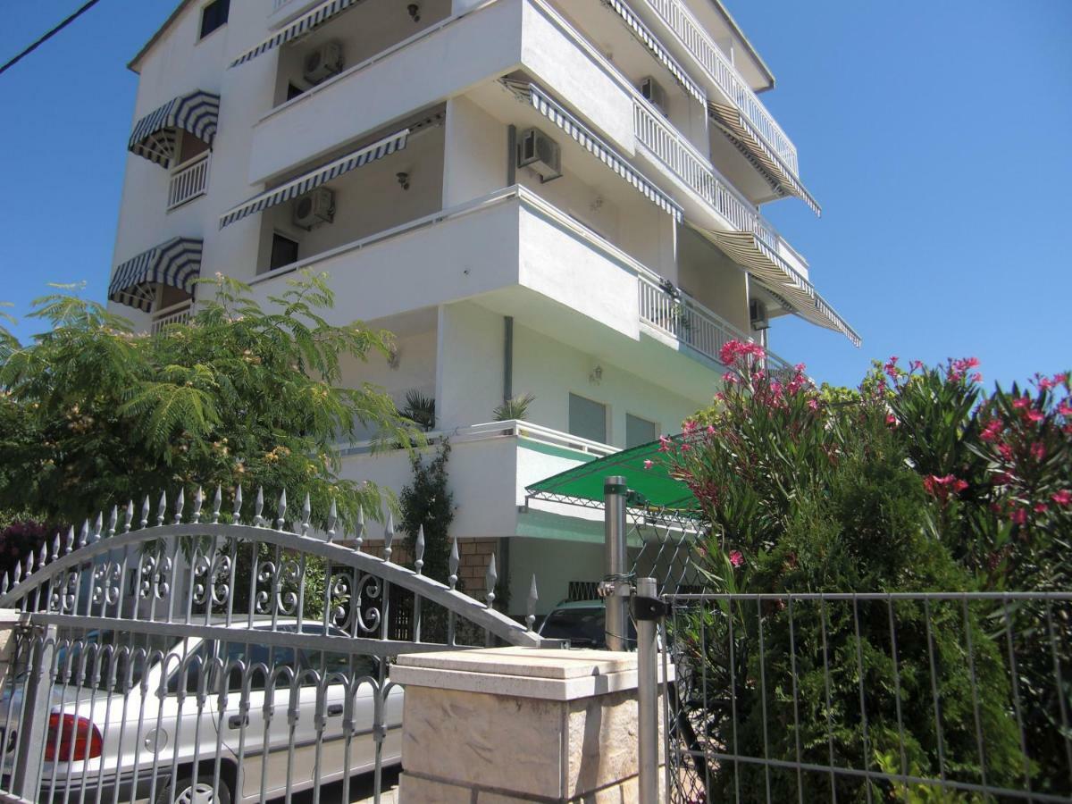 Apartments Ruza Kastela Bagian luar foto
