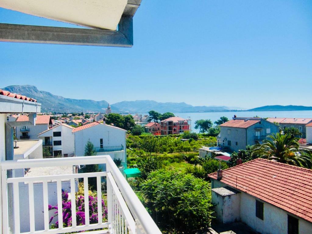 Apartments Ruza Kastela Bagian luar foto
